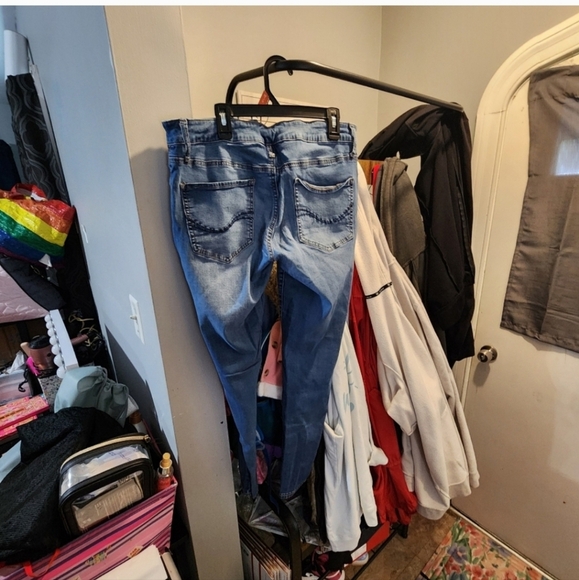 💋5/20 So skinny jeans size 11 - Picture 3 of 5